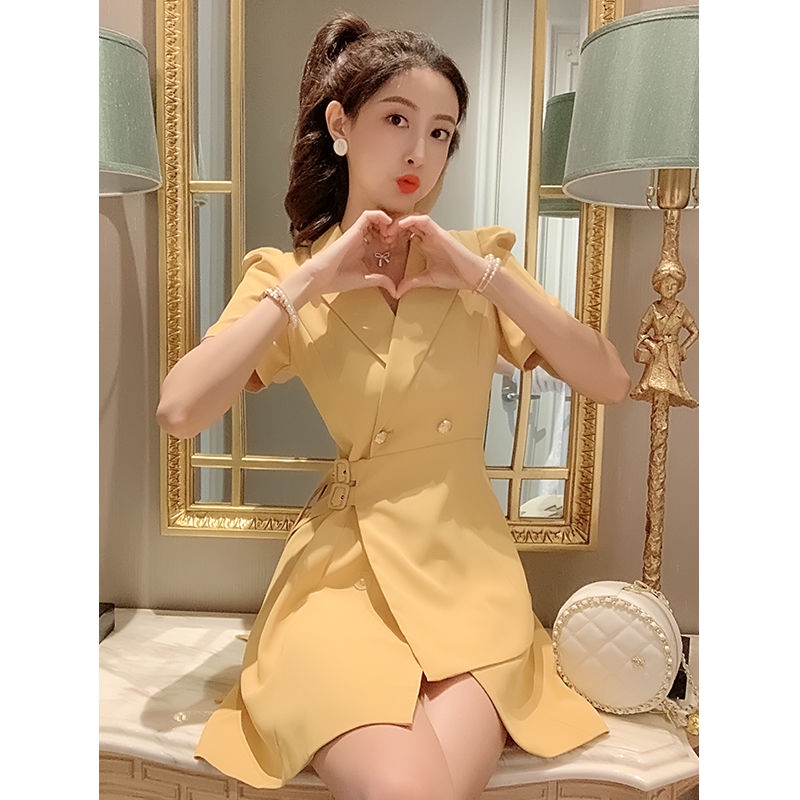 Đầm Vest Nhấn Eo Màu Vàng Nhẹ Thiết Kế Sang Trọng Cá Tính Thời Trang Mùa Hè Cao Cấp Cho Nữ