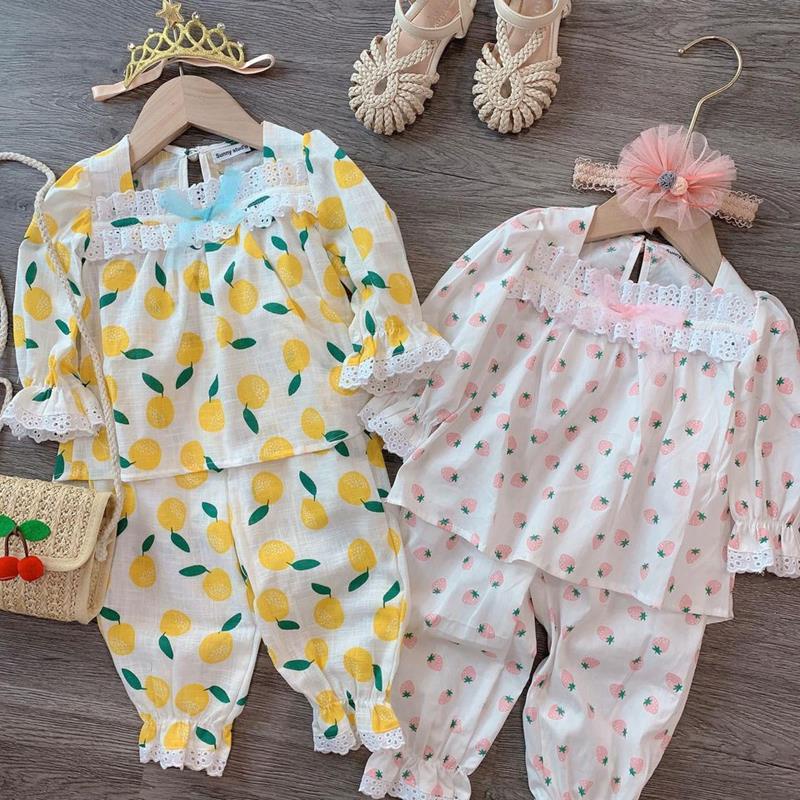 Quần áo trẻ em bộ đồ bé gái thu đông chất thô đáp ren hình hoa quả mềm min thoải mái JIMADO SA436