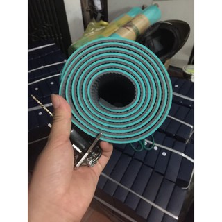 Thảm tập Yoga loại đắt