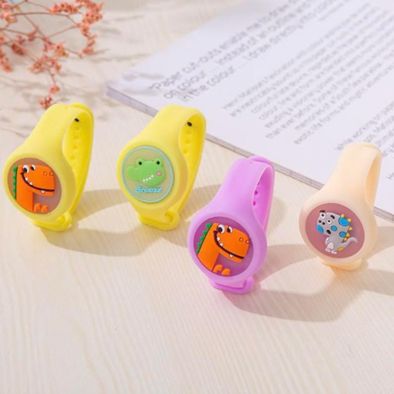 Đồng hồ chống muỗi phát sáng