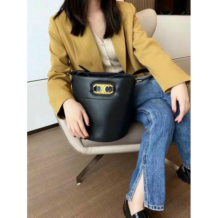 Túi Ciline chất da lì hàng QC