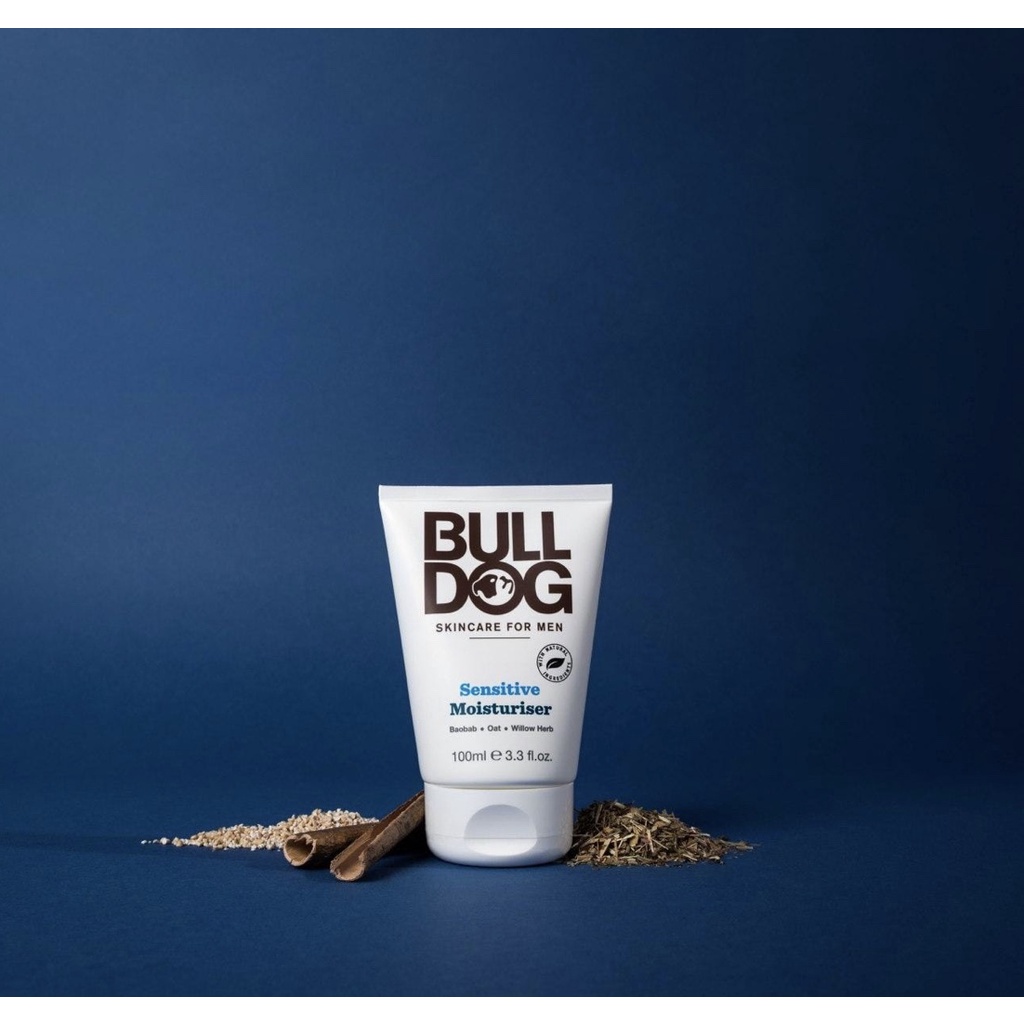 Kem Dưỡng Ẩm Bulldog Sensitive Moisturiser 100ml Cho Nam Da Nhạy Cảm