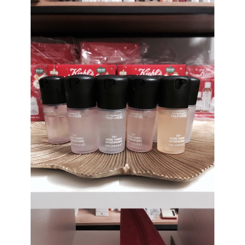 Xịt khoáng giữ lớp make up MAC ( hàng chính hãng, đủ bill)