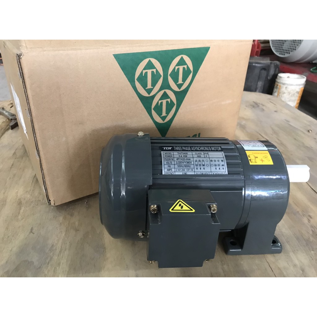 Motor giảm tốc 3 pha 400W cam kết dây đồng