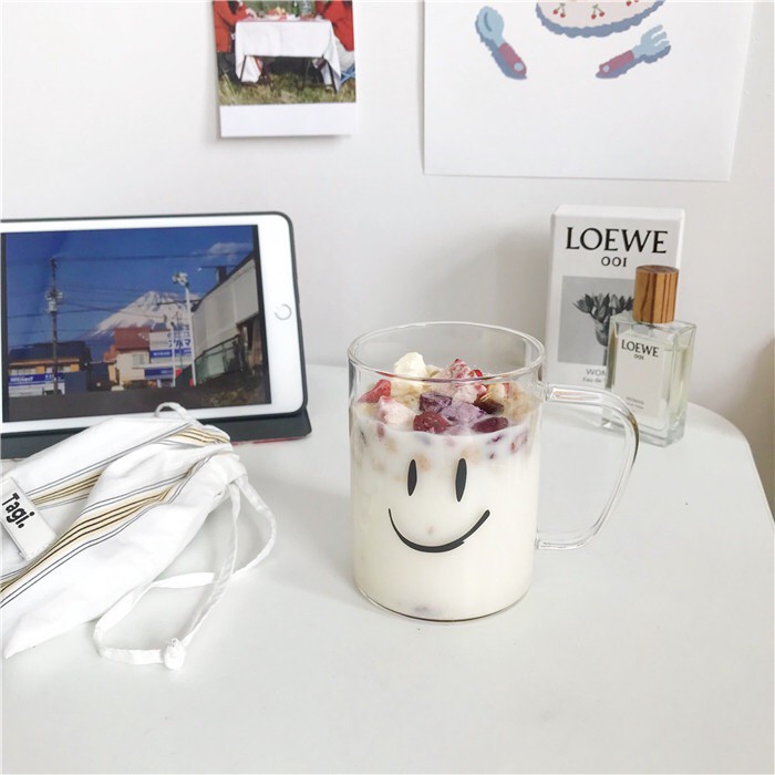 (24h delivery) W&amp;G Smiling face high borosilicate glass heat resistant transparent milk breakfast cup coffee juice large capacity 480ml household water cup