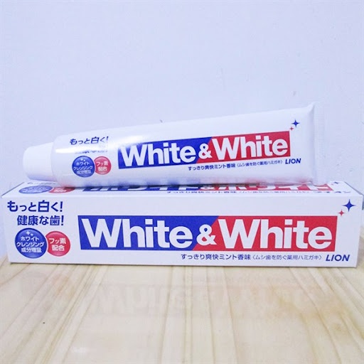 Kem đánh trắng răng White &amp; White Nhật Lion 150g