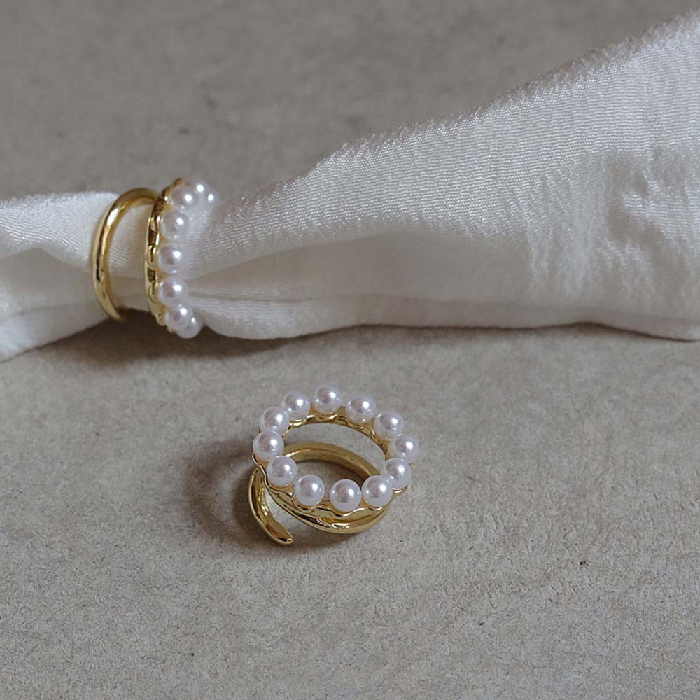 NEEDWAY Wild Girls Round Women Pearl Earrings