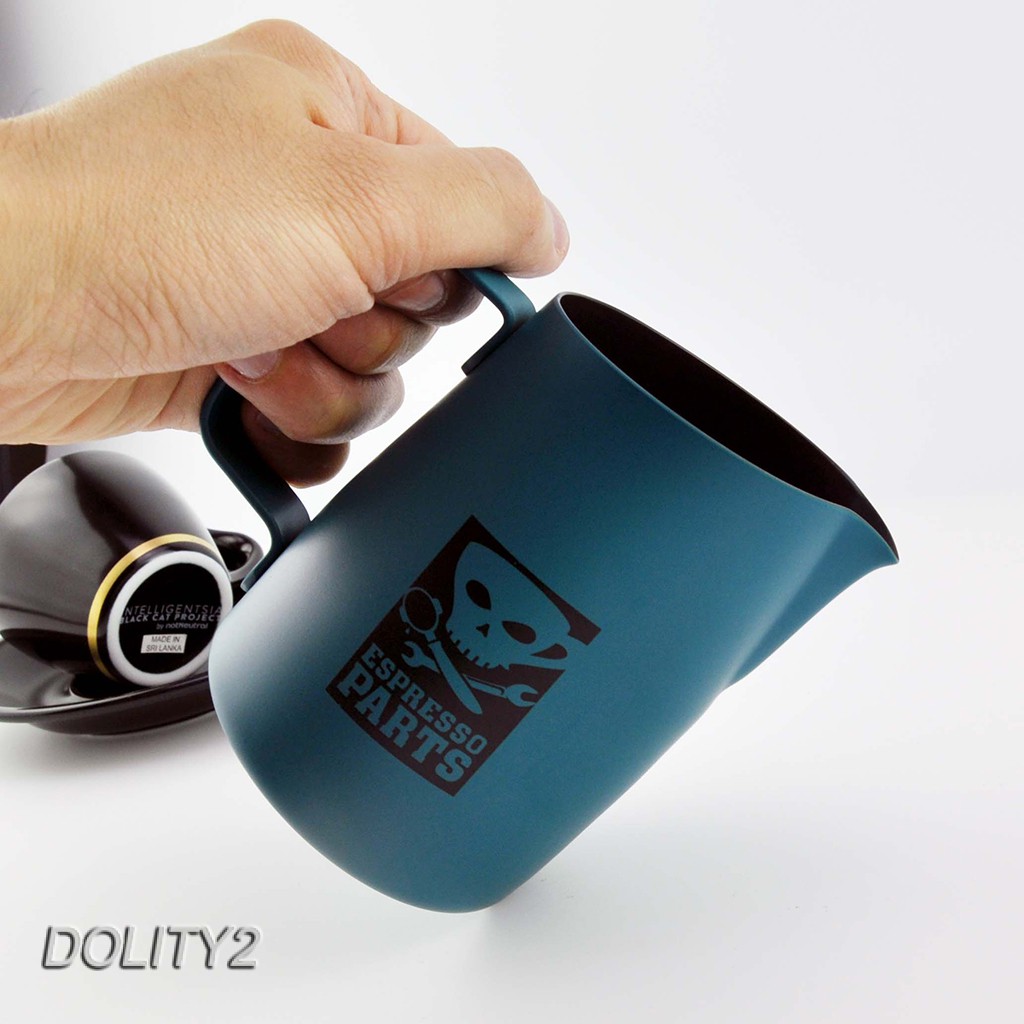 Cốc rót sữa bọt pha cà phê bằng thép 2 màu tùy chọn dung tích 420ml/ 700ml