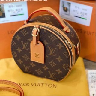 Túi tròn quai sách để vừa đt Sz 18 ( có hộp)