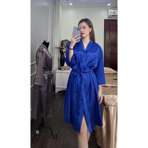 Áo choàng phi lụa makeup, spa, salon chất liệu lụa mát mịn, form may chuẩn mặc thoải mái