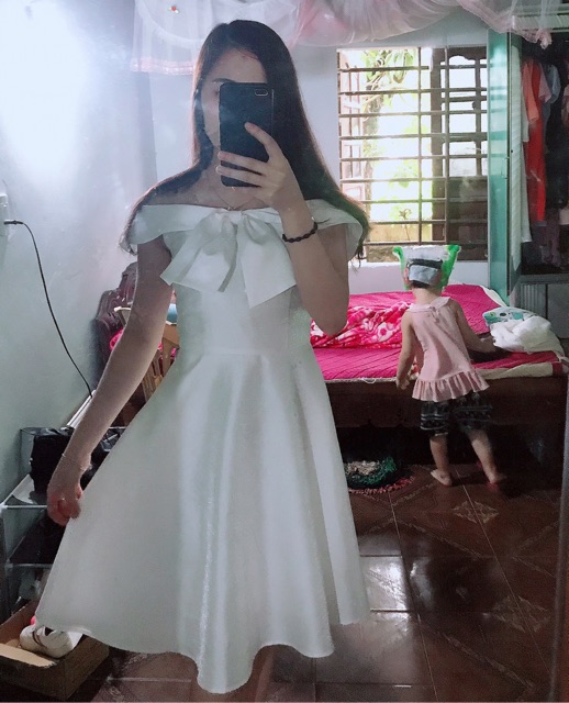 Váy xoè thiết kế