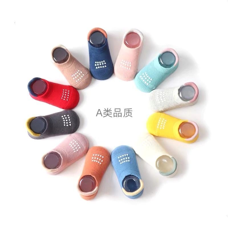 Set 3 đôi vớ em bé thoáng khí chống trượt màu kẹo dễ thương