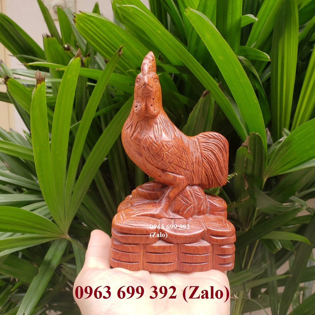 Tượng con gà gỗ hương