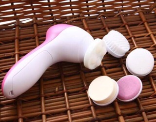 Máy rửa + massage mặt 5 đầu tiện dụng