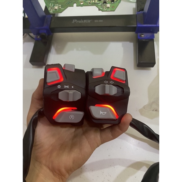Cùm light master cho mọi dòng xe full chức năng led đỏ