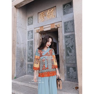 Bộ phật tử đi lễ chùa cổ chéo