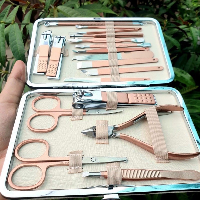 Bộ Cắt, Bấm Dũa Móng Tay - Sét Dụng Cụ Làm Móng 3DM 18 Chi Tiết Nail Care Cao Cấp