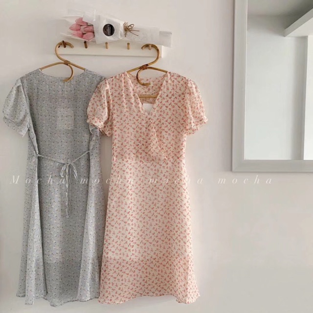 Váy hoa nhí chéo cổ ngắn tay vinatge tông màu kẹo ngọt🌻 VKE7025 Hàng Quảng Châu | BigBuy360 - bigbuy360.vn