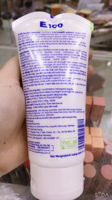 SỮA RỬA MẶT DƯA LEO E 100