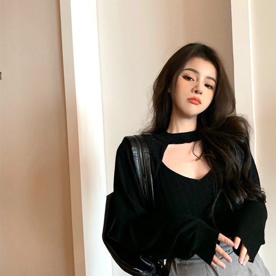 Porozi  Áo len nữ cổ tròn hở lưng phong cách Hàn Quốc