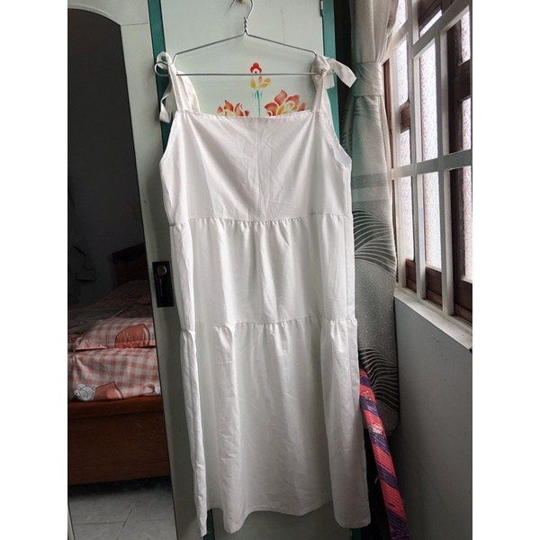 Pass thanh lí váy babydoll trắng