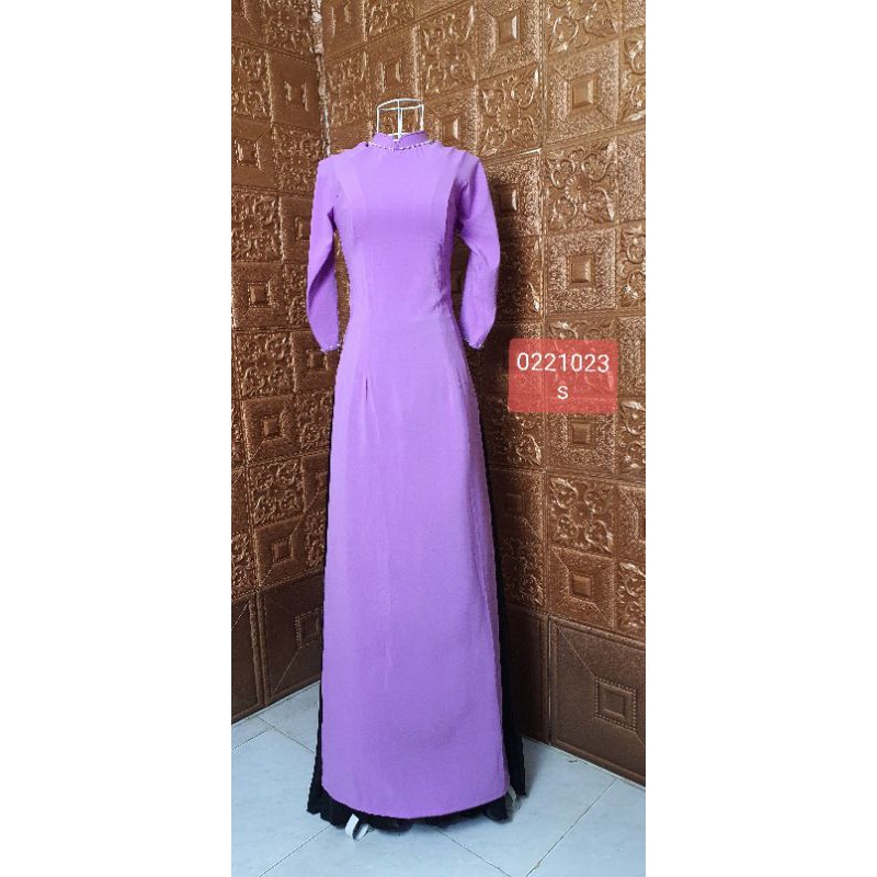 Áo dài trơn truyển thống