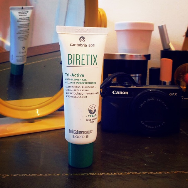 Gel làm sạch da Tri-Active Biretix
