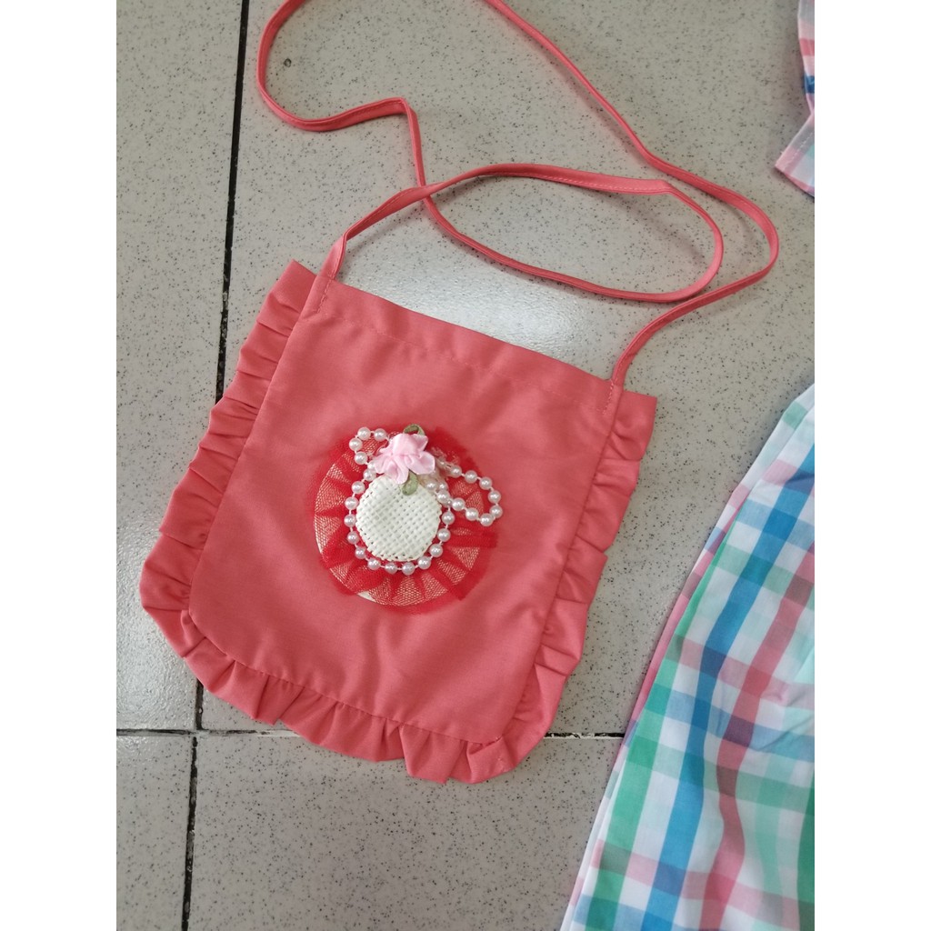 Đầm vải kate caro mát mẻ kèm túi cho bé đi chơi