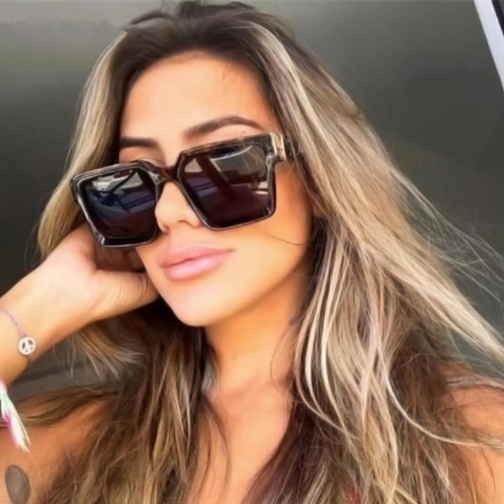 Kính Mát Gọng Vuông cỡ lớn Chống Tia Uv Thời Trang Cho Nữ