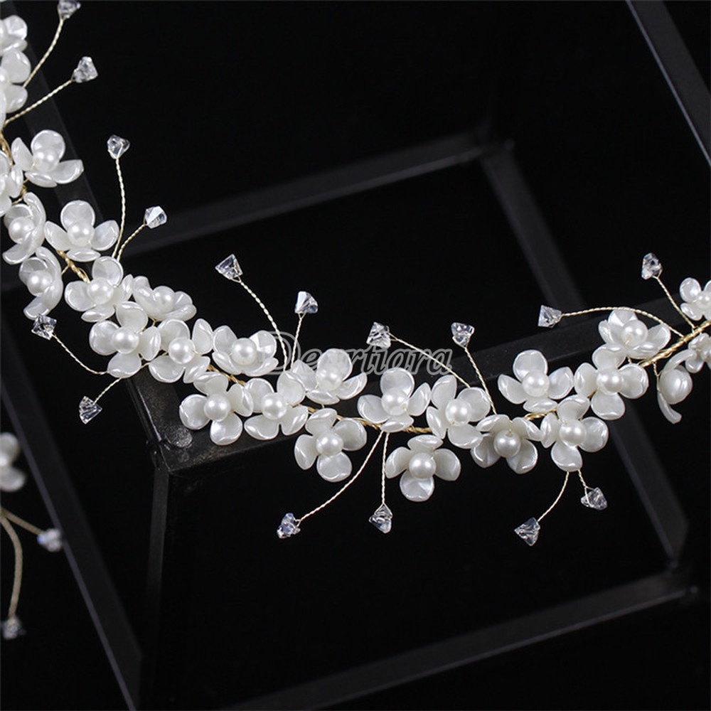 Vòng Hoa Cỏ Bốn Lá Thời Trang Cho Cô Dâu