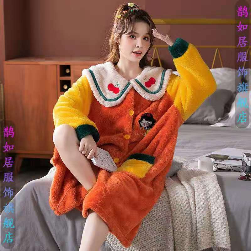 Áo Choàng Ngủ Lông Cừu San Hô Dày Dài Họa Tiết Hoạt Hình Thời Trang Thu Đông Cho Nữ | BigBuy360 - bigbuy360.vn