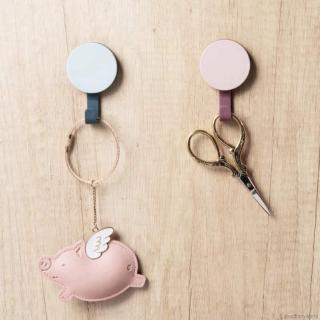 Móc dán tường treo đồ tiện dụng