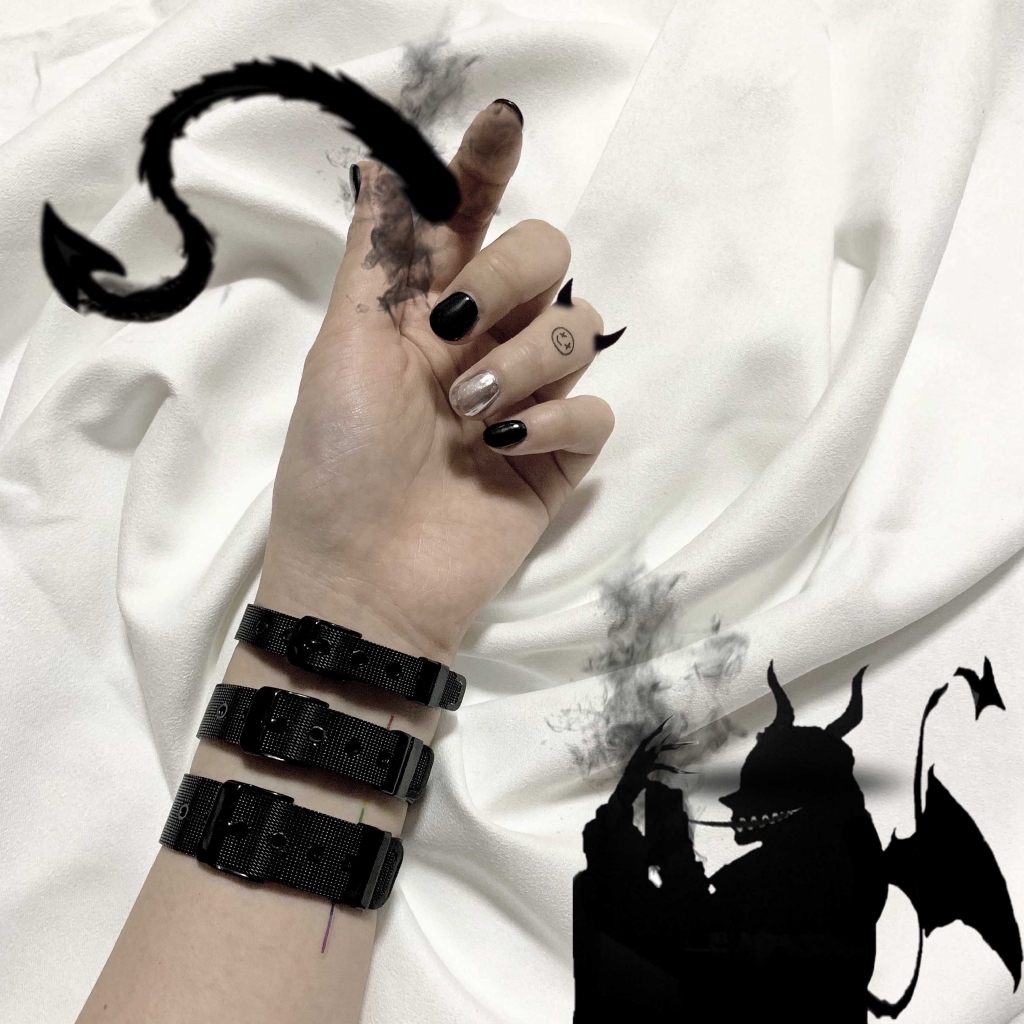 b'13889Harajuku Dark Wind Couples Watch with Punk Decorative Bracelet'