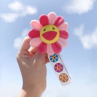 Cài áo hình hoa mặt cười