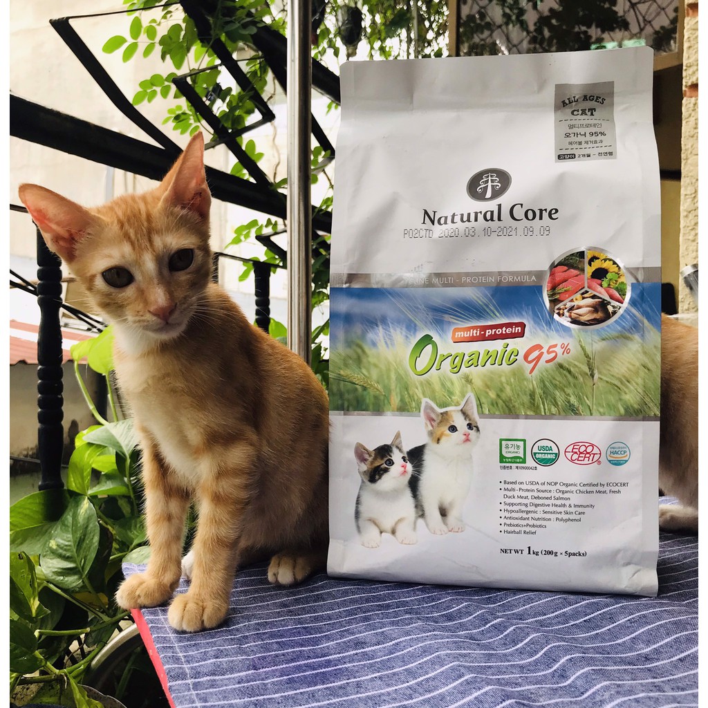 1kg(❁´◡`❁)THỨC ĂN HỮU CƠ NATURAL CORE GIÀU ĐẠM CHO MÈO Thành phần hữu cơ tốt cho sức khỏe, thích hợp với mọi giống mèo.