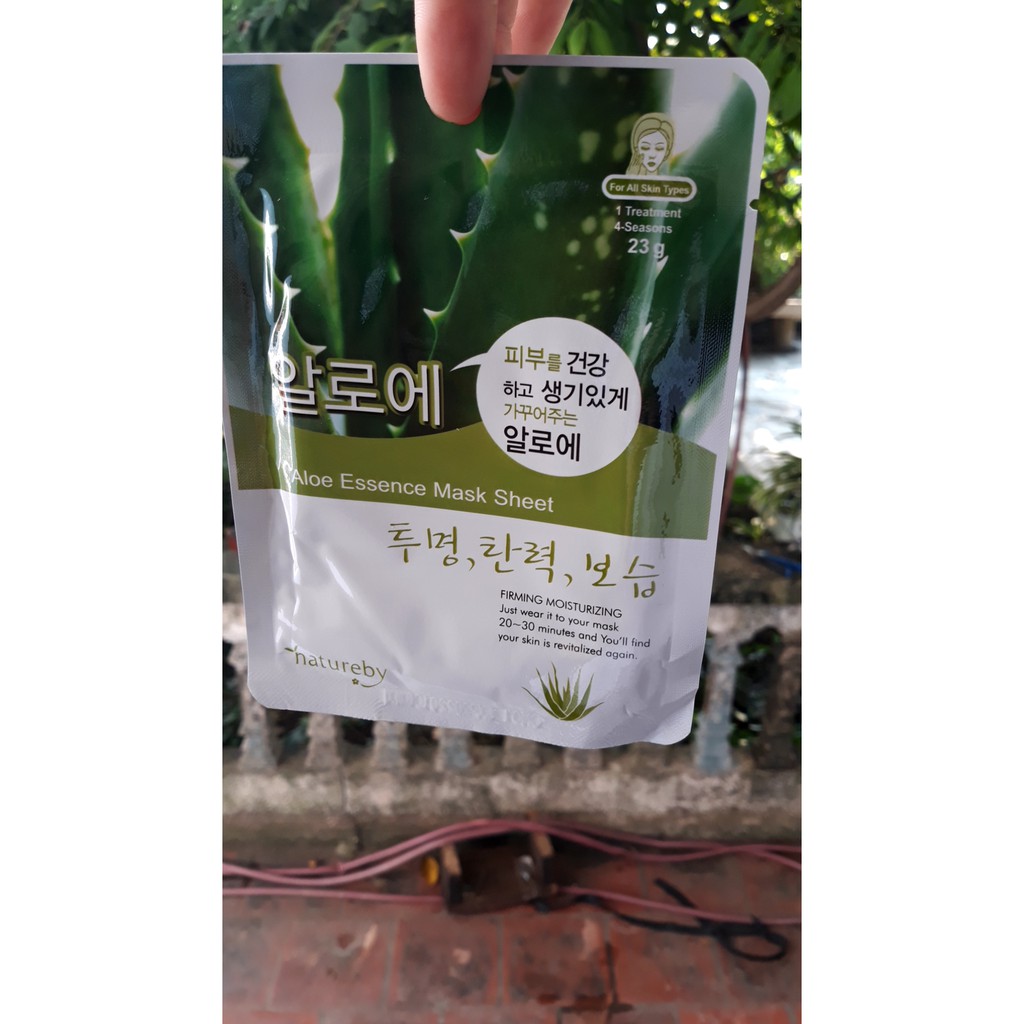 Mặt nạ chiết xuất lô hội Aloe Essence Mask Sheet