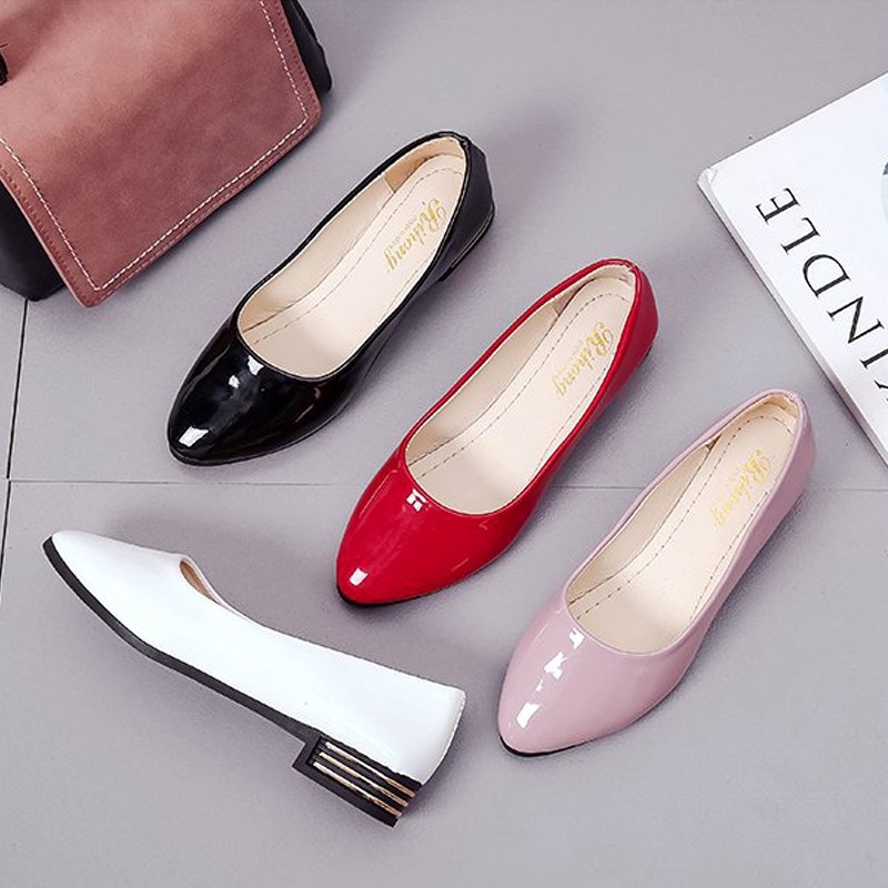 Giày búp bê da bóng mềm, có gót, dáng chuẩn, đáng yêu -304