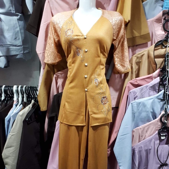 Bộ bà ba ống ôm