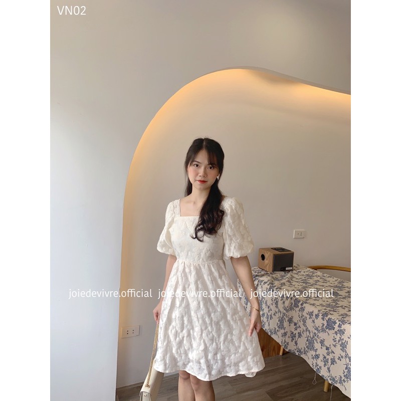 Váy baby doll hoa chìm thắt nơ lưng | BigBuy360 - bigbuy360.vn