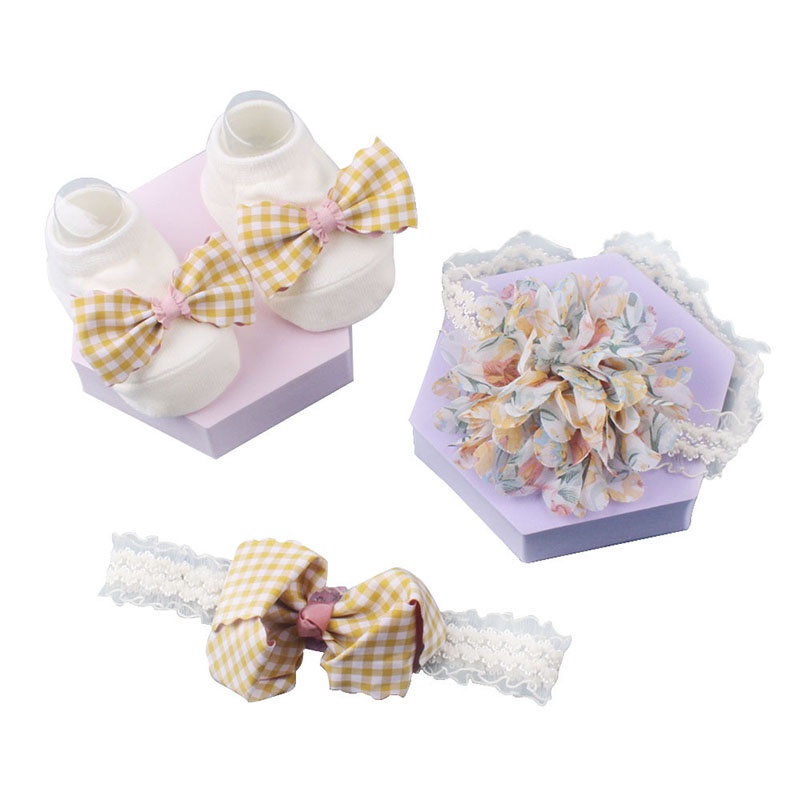 Set 3 Băng Đô Nơ + Vớ Xinh Xắn Dành Cho Bé Gái