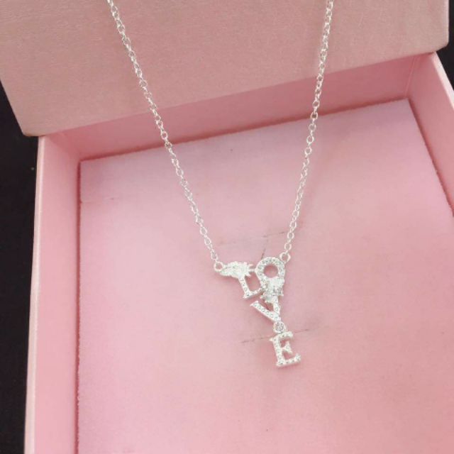 DÂY CHUYỀN CHỮ LOVE BẠC TA LIỀN MẶT