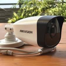 DS-2CD1221-I3 Camera IP  hồng ngoại 2 MP chuẩn nén H.264+