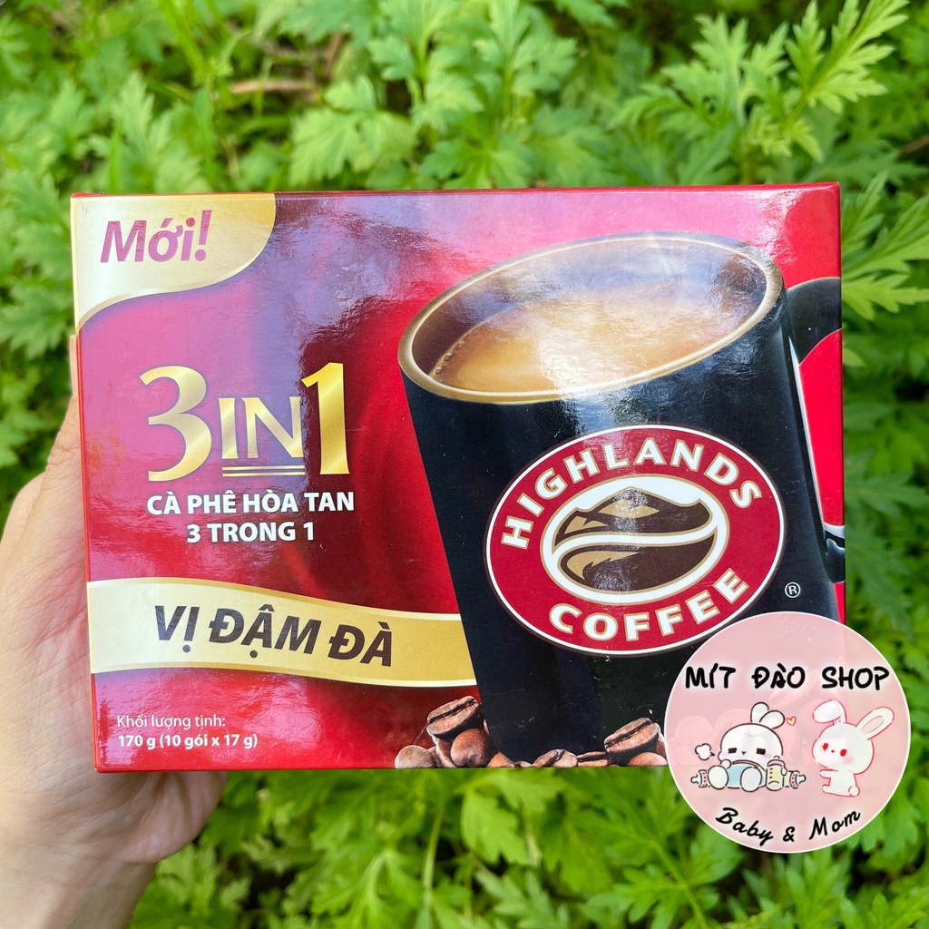 Cà phê hòa tan Highlands Coffee 3 in 1 hộp 10 gói x 17g/gói