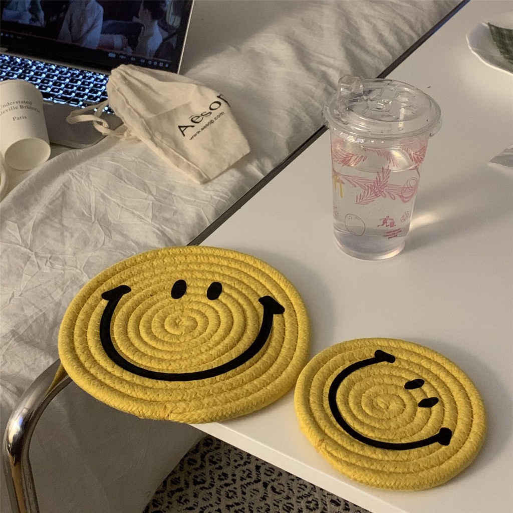 Lót Ly Cốc, Lót Nồi Vải Thấm Hút Nước Hình Mặt Cười Smiley Face