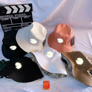 Nón Tai Bèo Rộng Vành Mũ Bucket Cúc Họa Mi Phát Sáng