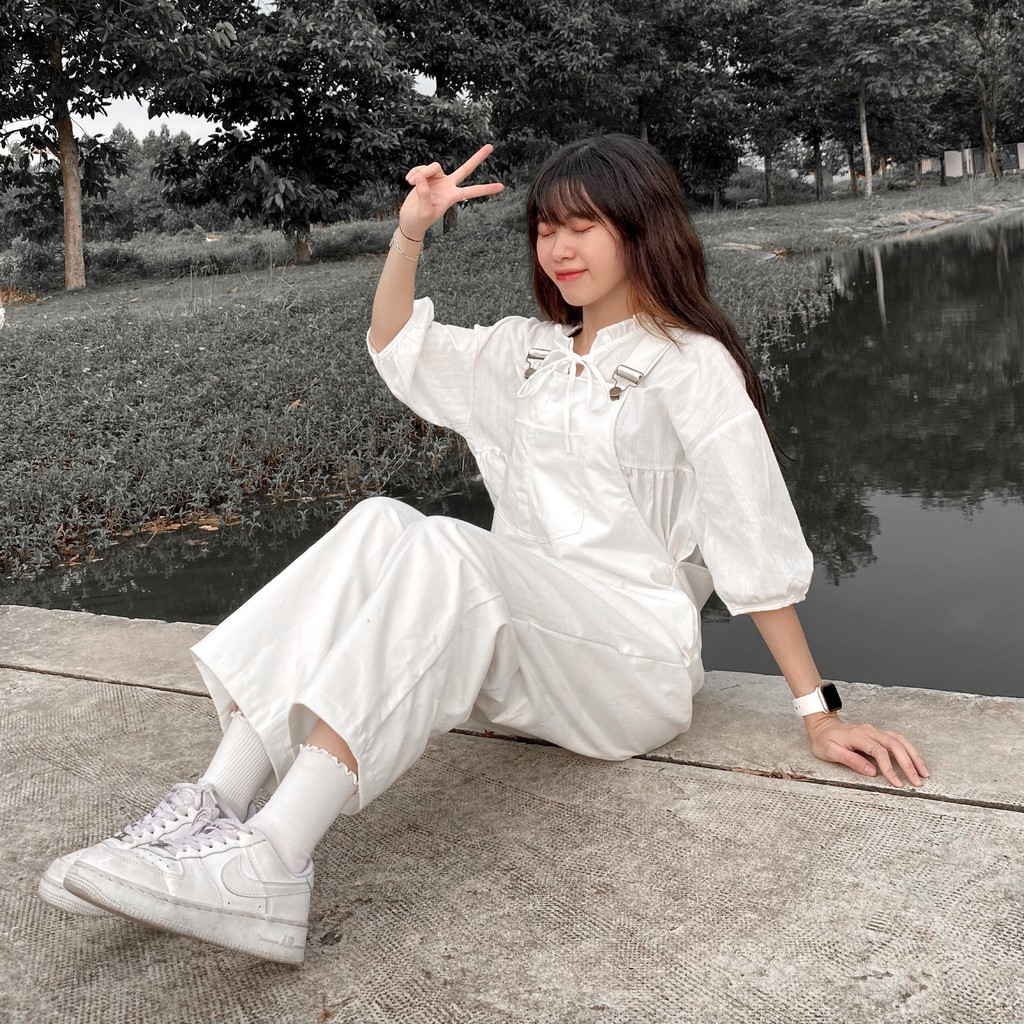 Yếm Quần Chất Kaki Dập Chỉ Nổi MARY Phong Cách Ulzzang - Tuni Store