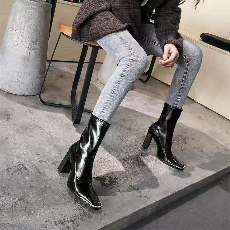 Giày bốt cao gót da bóng mũi vuông co giãn thời trang dành cho bạn nữ