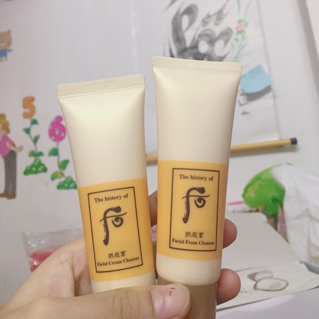 Sữa rửa mặt who vàng