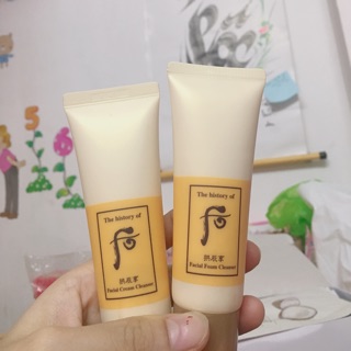 Sữa rửa mặt who vàng