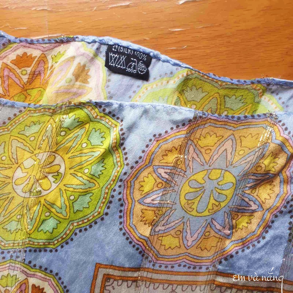 Khăn lụa 100% vintage hoạ tiết paisley Nhật - Em và nắng
